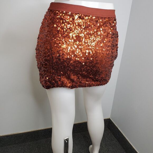 F21‎ red sequin pull on elastic waist mini skirt L - Picture 4 of 6